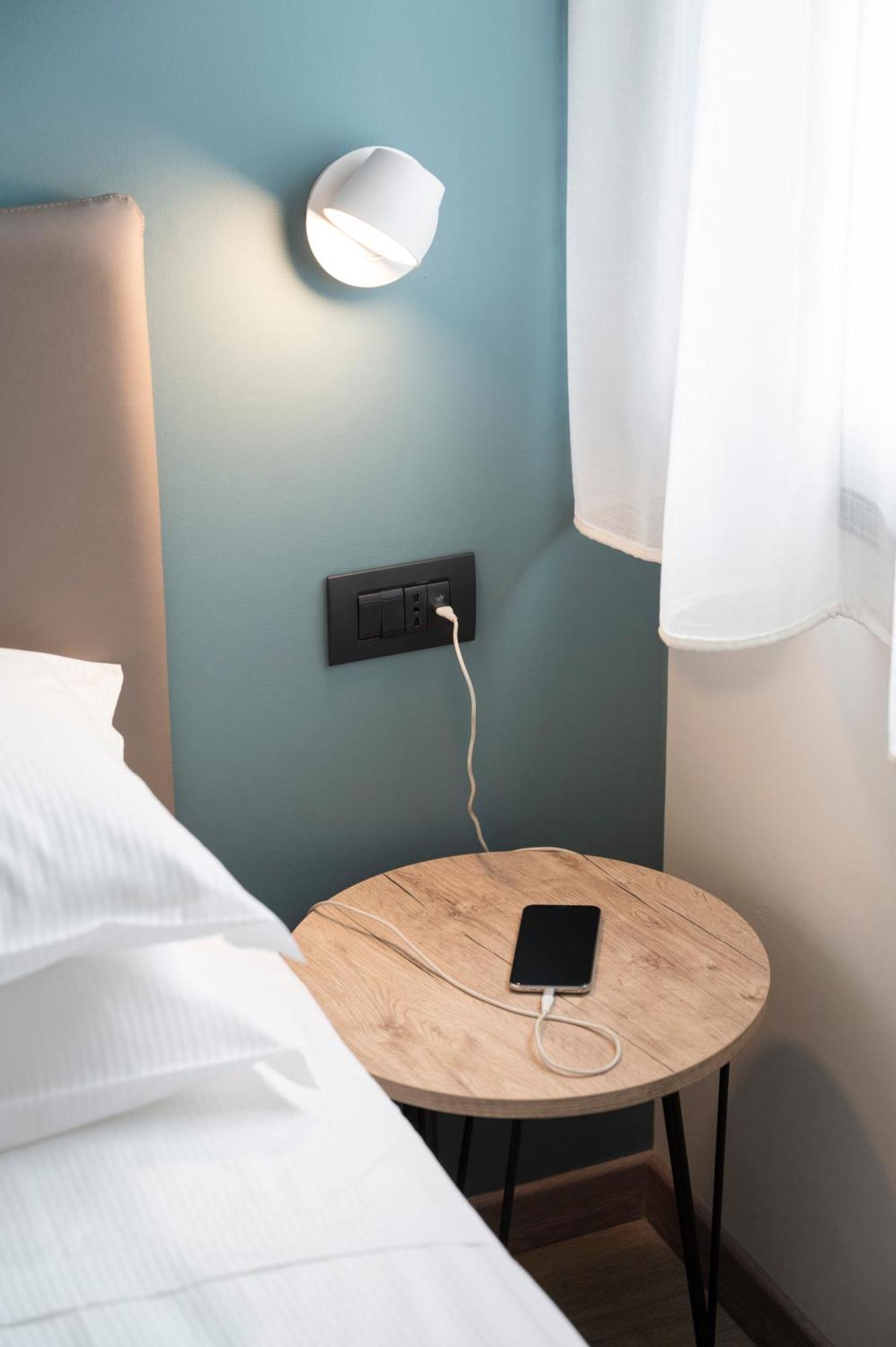 Hotel Plaza San Martino Siccomario Kültér fotó