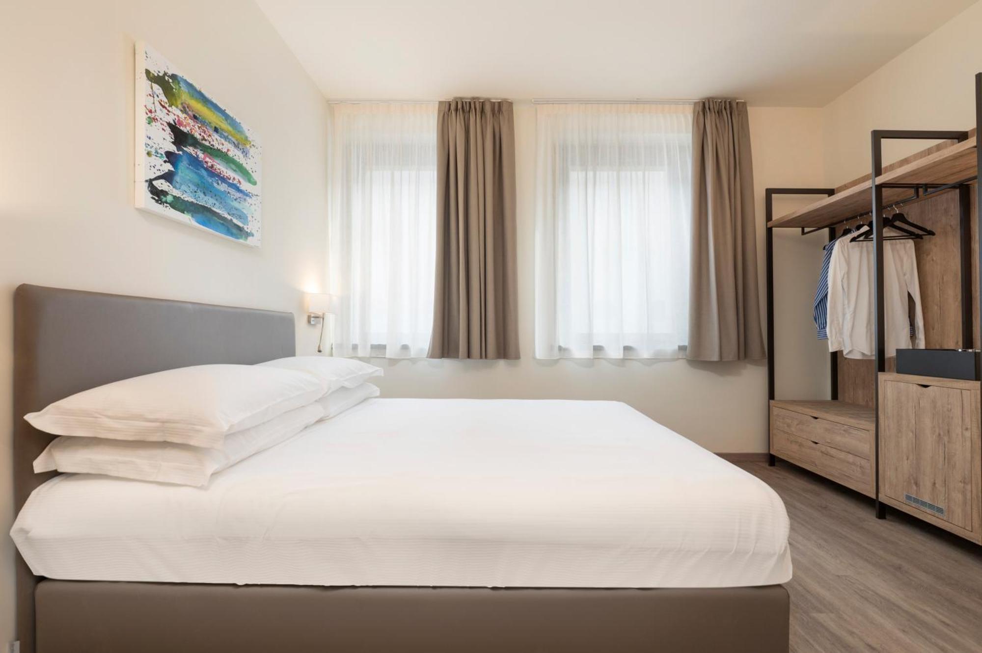 Hotel Plaza San Martino Siccomario Kültér fotó