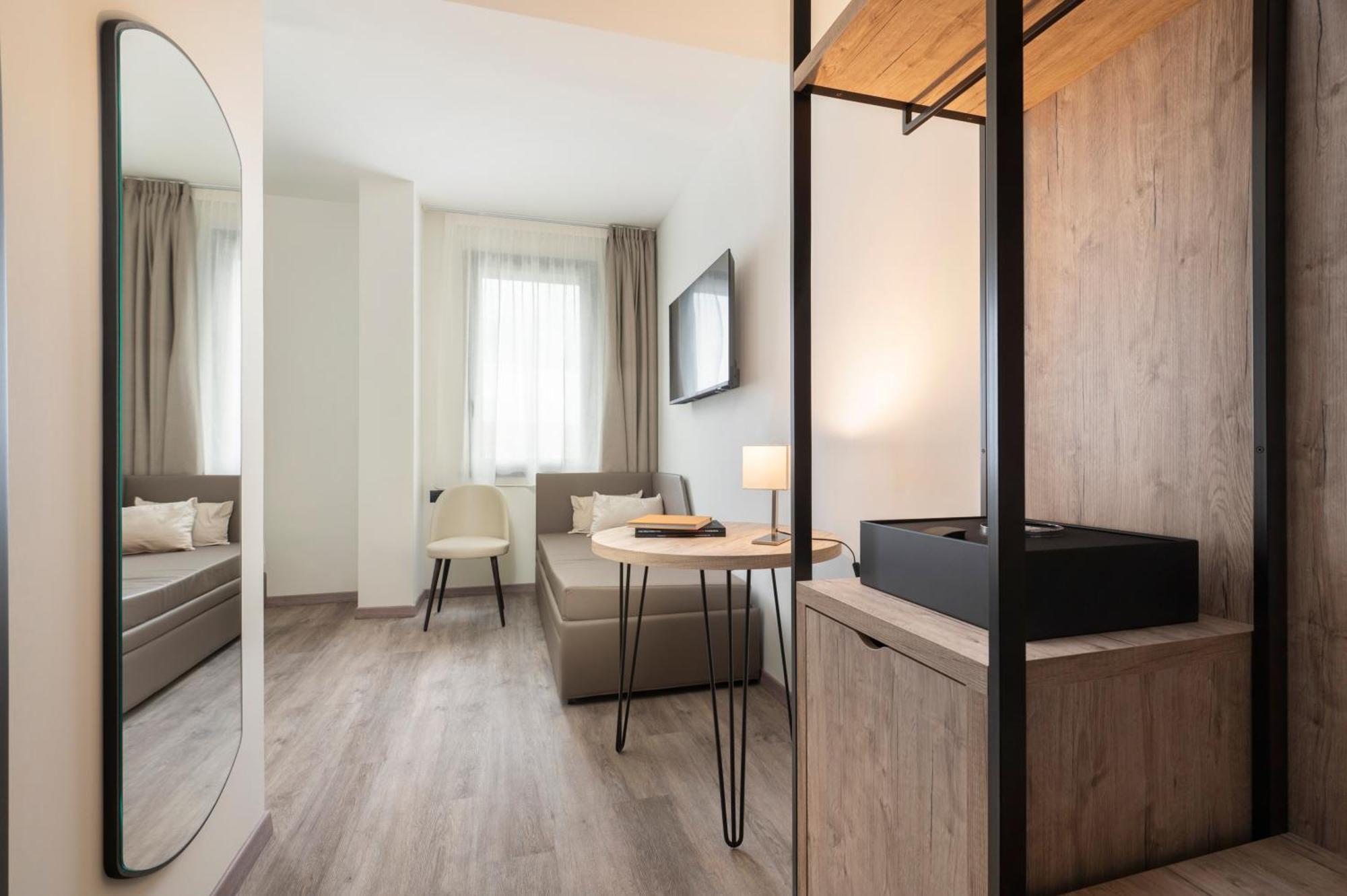 Hotel Plaza San Martino Siccomario Kültér fotó